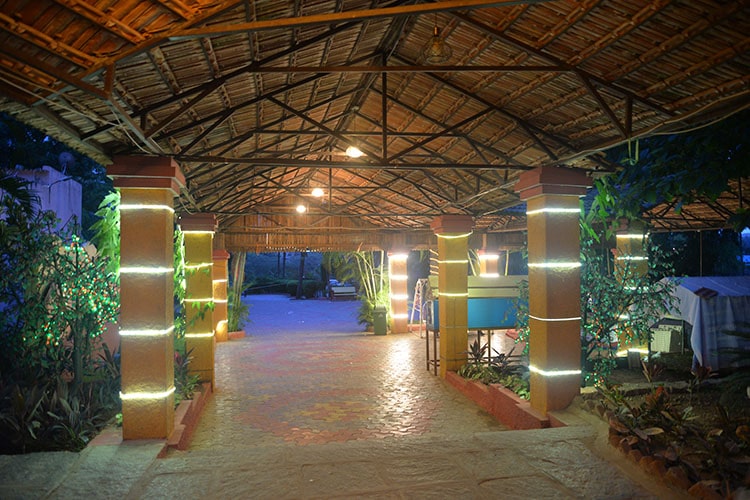 Wavepool Resort in Mysore Road - Ruppis Resort