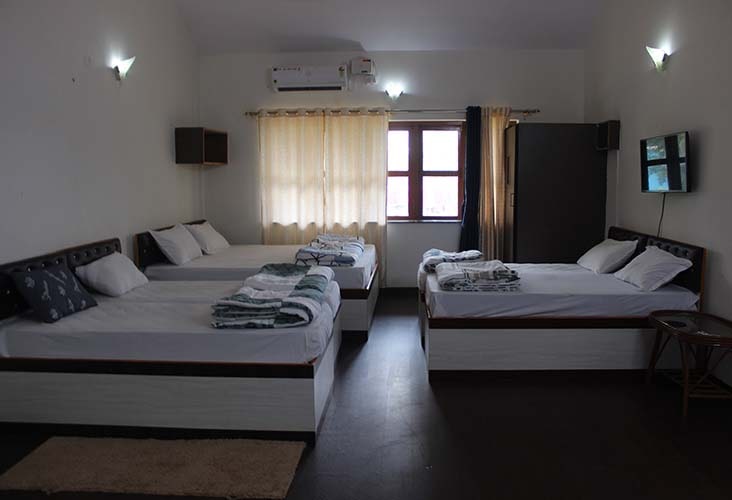 4 sharing Rooms in Resorts near Mysore Road - ruppis resort